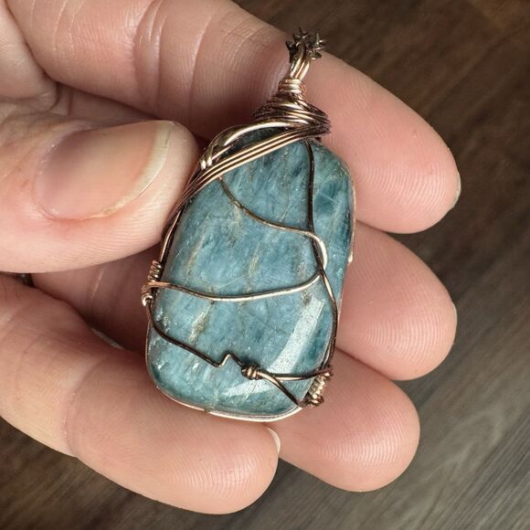 Blue Apatite Wire Wrapped Necklace Tumbled Gemstone Pendant Antiqued Brass - Picture 5 of 12
